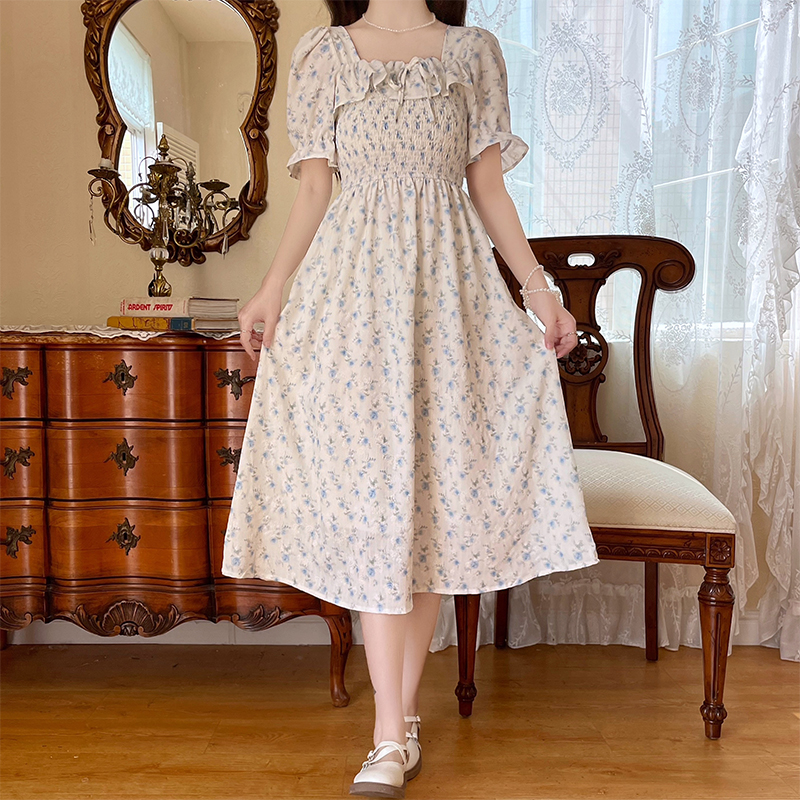 Artistic Floral Puff Sleeve Dress in Gentle Forest Style - Image 2