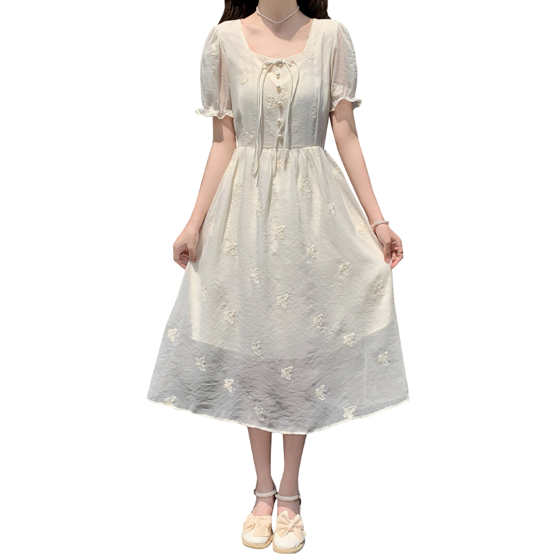 New Chinese Style Embroidered Apricot Dress with Square Neck and Puff Sleeves - Image 5