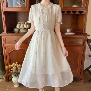 New Chinese Style Embroidered Apricot Dress with Waist and Sweet Fairy Long Skirt