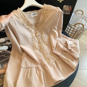 Women's Lace Trim V-Neck Puff Sleeve Blouse Light Sweet Retro Top