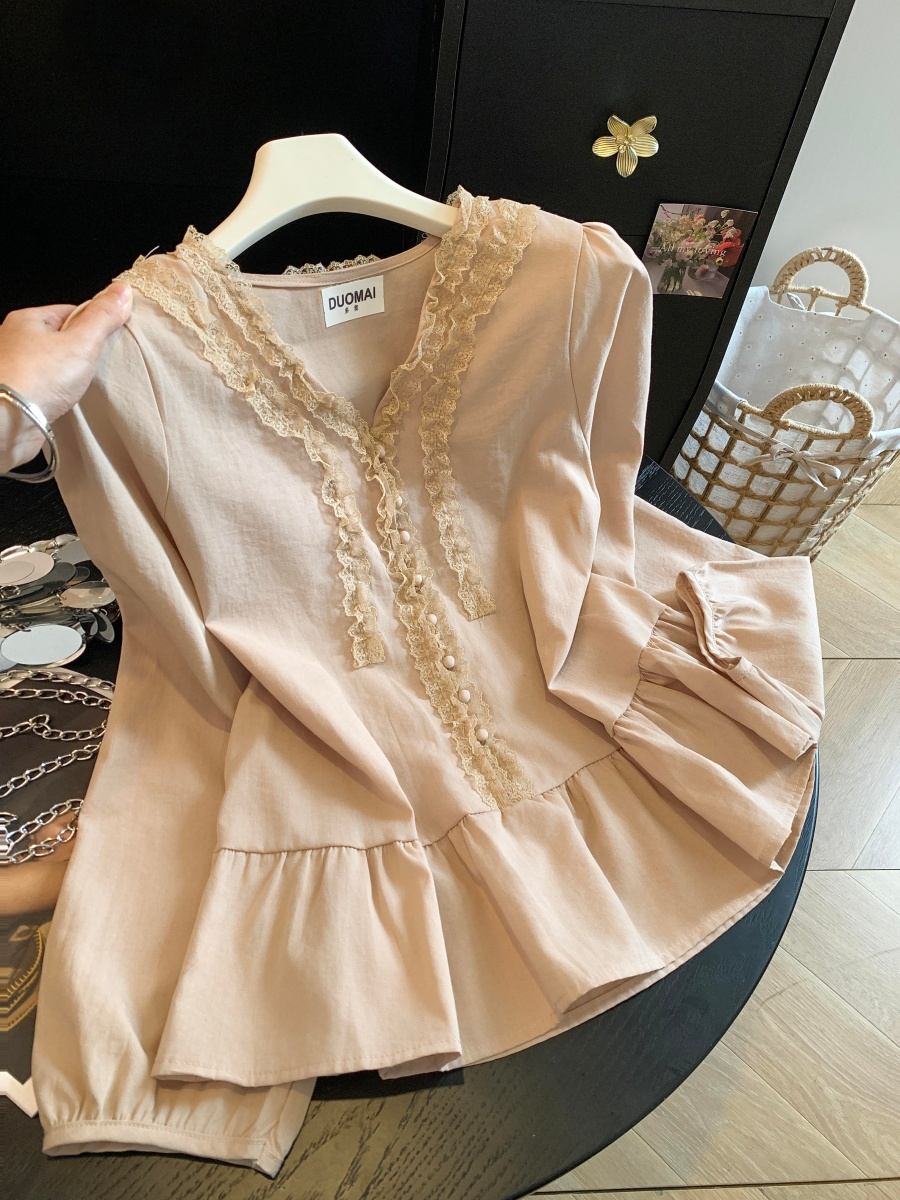 Women's Lace Trim V-Neck Puff Sleeve Blouse Light Sweet Retro Top