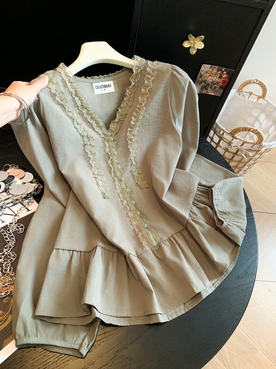 Women's Lace Trim V-Neck Puff Sleeve Blouse Light Sweet Retro Top - Image 2